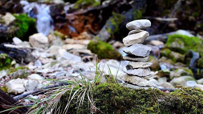 선 여행 백그라운드 자연 독일 이끼 사람없음 초록색 물 소리 봄 폭포 숲 명상 피라미드 동영상 내추럴 강렬 보호구역 4K MOV 해외동영상 클립영상 자연요소 건축물 계절 유럽 컬러 생태계 구역 랜드마크 파일형식