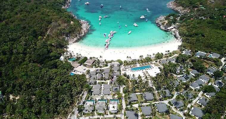 나무 아시아 모래 바다 섬 여행 태국 자연 하늘 휴가 열대 안테나 손바닥 사람없음 초록색 물 파란색 여행객 맑음 흰색 보트 정상 석호 항공촬영 드론 안다만 이국적 터키석 파라다이스 푸켓 4K MP4 해외동영상 클립영상 자연요소 식물 손 나라 뷰포인트 컬러 배_교통 통신 날씨 사람 보석 생태계 동영상 파일형식