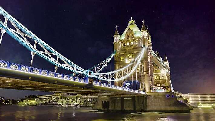 구름 영어 별 여행 백그라운드 이동 건축양식 하늘 영국 잉글랜드 사람없음 물 빛 강 도시풍경 반사 탑 어둠 황혼 놀람 새벽 도시 시간 역사 야간 큼 심볼 속도 런던 천연기념물 도개교 랜드마크 수도권 옛날 왕국 템스강 4K 타임랩스 MP4 해외동영상 클립영상 자연요소 문자 건축물 건축 감정 유럽 컨셉 촬영기법 표정 풍경 일몰 다리_건축물 크기 지역 동영상 파일형식