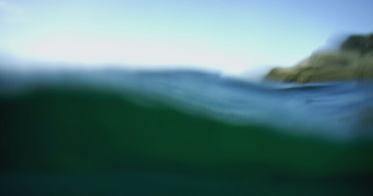 구름 파도 자연 하늘 잉글랜드 풍경 사람없음 야외 물 침몰 콘월 4K MOV 해외동영상 클립영상 자연요소 바다 영국 생태계 동영상 파일형식