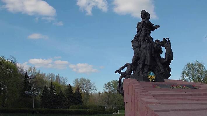 문화 건축양식 하늘 미술 사람없음 조각상 금속 도시 역사 심볼 전쟁 기념물 천연기념물 랜드마크 소련 수도권 우크라이나 전국 정치 추모 4K MP4 해외동영상 클립영상 건축 유럽 재질 문화예술 조형물 지역 동영상 파일형식