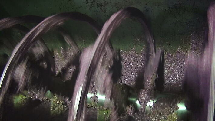 산업 농업 공장 사람없음 기계 올리브 회전 갈기 방앗간 MOV 해외동영상 클립영상 열매 공업 동영상 파일형식