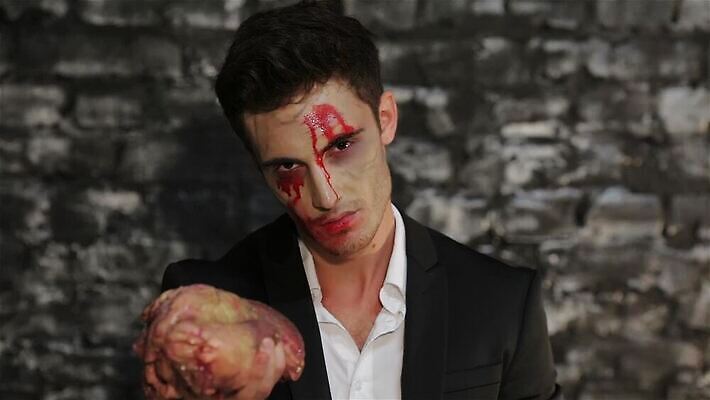 모자 전통 드레스 남자 얼굴 휴가 기념 육류 한명 미소 사람 빨간색 섹시 파티 검은색 어둠 할로윈 마술사 표현 혈액 야간 저녁 신비 무서움 악마 눈물 사인 마녀 마법 10월 흡혈귀 나쁜 고딕 악몽 지옥 호러 MP4 해외동영상 클립영상 자연요소 1 잡화 옷 감정 컬러 컨셉 식재료 표정 이벤트 신체부위 마술 날짜 공포 동영상 파일형식