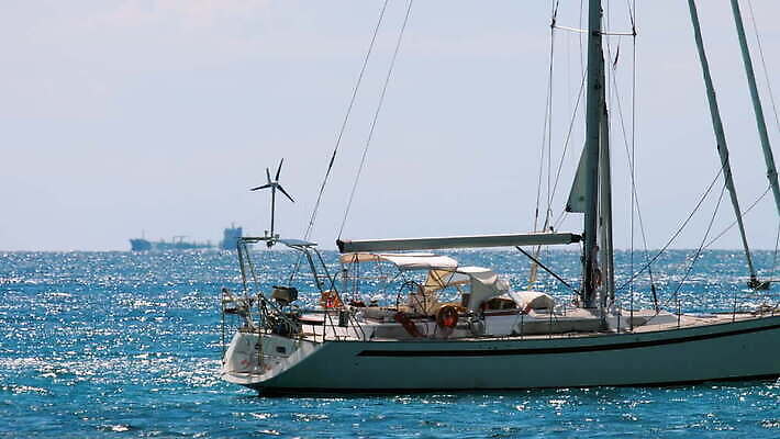 바다 섬 여행 요트 태국 자연 휴가 항해 사람없음 야외 물 파란색 맑음 흰색 보트 고급 안다만 푸켓 4K MOV 해외동영상 클립영상 자연요소 아시아 컬러 컨셉 배_교통 날씨 생태계 동영상 파일형식