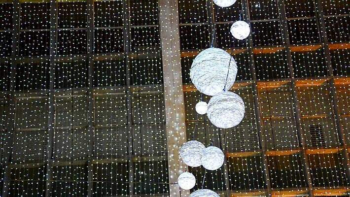 유럽 크리스마스 겨울 휴가 전등 조명 영국 잉글랜드 거리 사람없음 장식 상점 축제 도시 야간 서커스 런던 네온 장면 일반 종료 랜드마크 MOV 해외동영상 클립영상 자연요소 계절 기념일 나라 동영상 파일형식