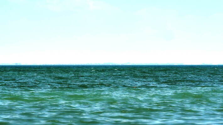 호수 물결 파도 바다 컬러 여행 백그라운드 모션 자연 조류 표면 날씨 사람없음 야외 물 여름 파란색 빛 강 반사 환경 힘 거품 젖음 액체 떨어짐 순수 각도 내추럴 4K MOV 해외동영상 클립영상 자연요소 동물 계절 컨셉 생태계 동영상 파일형식