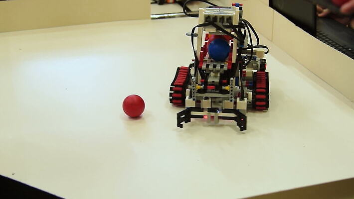 학생 교육 어린이 과학 공 교실 학교 수업 사람없음 스터디 도전 발표 수집 로봇 재판 공학 수집가 프로젝트 MOV 해외동영상 클립영상 직업 사람 학습 법 동영상 파일형식