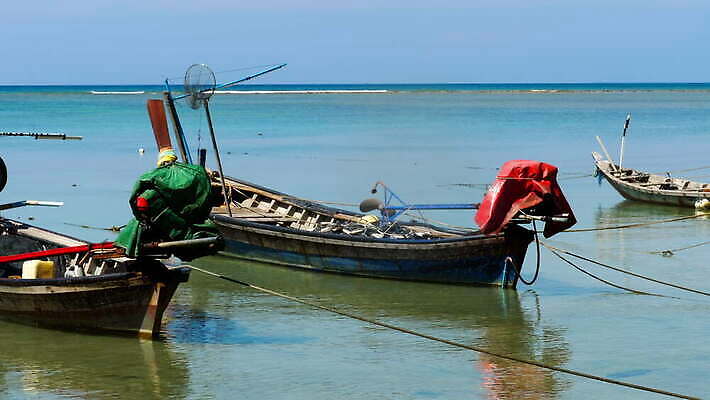 어린이 모래 바다 섬 여행 태국 하늘 휴가 사람 풍경 소년 사람없음 여름 보트 안다만 파라다이스 푸켓 4K MOV 해외동영상 클립영상 계절 남자 아시아 배 동영상 선박 파일형식