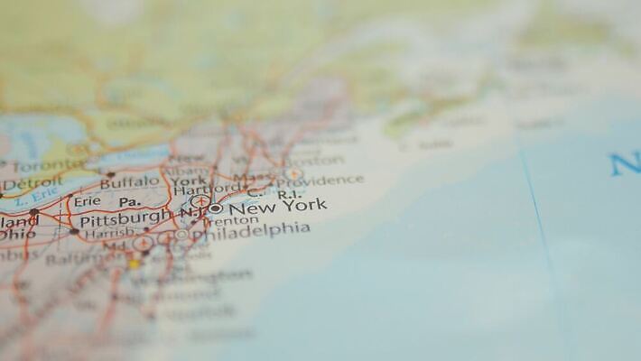 모양 실루엣 선 컬러 여행 지도 캐나다 북아메리카 미술 사람없음 그래픽 파란색 컬러풀 세계 미국 플랫 땅 대륙 뉴욕 심플 윤곽 지역 북쪽 포인트 고립 공화국 엘리먼트 전국 지도책 지리 국경 4K MOV 해외동영상 클립영상 나라 문화예술 촬영기법 아메리카 책 금융 방향 동영상 파일형식