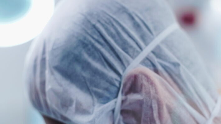 직업 남자 산업 컬러 과학 건강 현미경 실험 작업복 가면 사람없음 스터디 컴퓨터 약 3D 스크린 장비 의사 램프 작업 액체 기술자 실험실 결과 질병 DNA 연구원 과학자 뇌 생물학 비커 튜브 발견 조제 돌봄 화학자 4K MOV 해외동영상 클립영상 옷 교육 컨셉 의학 모션 조명 실험기구 사람 전자제품 학습 의료진 생명공학 디지털합성 만들기 동영상 학자 파일형식