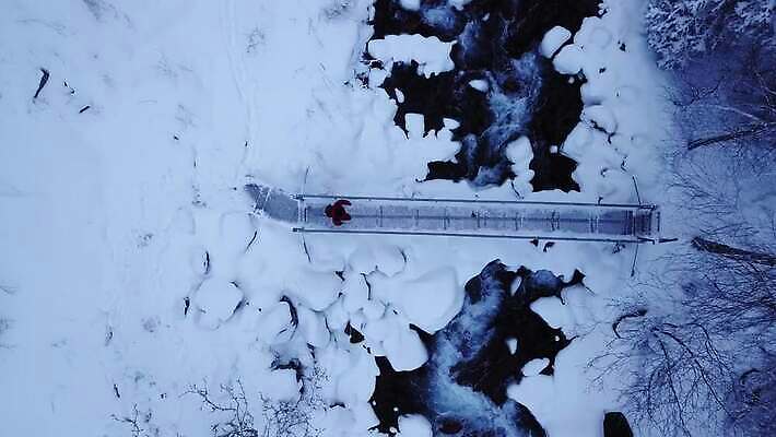 나무 라이프스타일 공원 호수 여행 백그라운드 겨울 자연 하늘 동화 산 안테나 한명 사람 경사 야외 목재 초록색 물 파란색 강 환경 골짜기 냉동 얼음 하이킹 나뭇가지 숲 내추럴 항공촬영 드론 설피 카자흐스탄 눈내림 4K 알마티 MP4 해외동영상 클립영상 자연요소 식물 1 계절 공공시설 아시아 뷰포인트 컬러 재료 통신 레저 눈_날씨 생활 생태계 동영상 파일형식