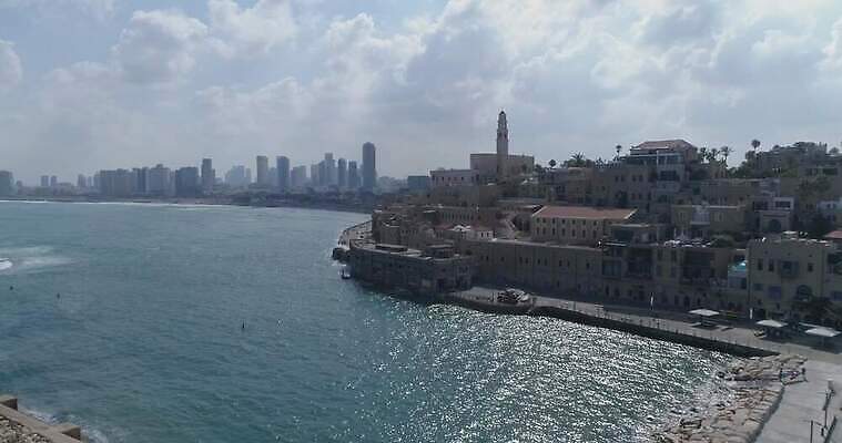 기독교 종교 바다 중동 건축양식 하늘 안테나 파노라마 풍경 사람없음 건물 여름 파란색 교회 탑 도시 만 중세 역사 이슬람교 지중해 포트 타운 유대인 동쪽 스카이라인 랜드마크 숭배 옛날 이스라엘 4K MOV 해외동영상 클립영상 건축물 계절 건축 나라 컬러 통신 종교건축 촬영기법 방향 동영상 서아시아 파일형식