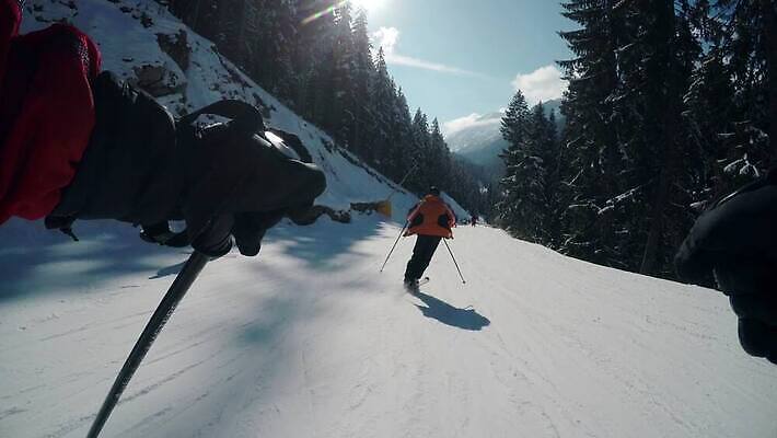 도로 스포츠 포즈 겨울 자국 스키 산 한명 사람 경사 야외 카메라 안개 스노우보드 막대기 위험 셀프카메라 언덕 속도 휴양지 지역 스노우보더 선로 자취 제설기 조지아 1인칭시점 4K 반스코 MP4 해외동영상 클립영상 1 시선 계절 길 컨셉 교통시설 날씨 겨울스포츠 운동선수 전자제품 사진촬영 장소 보드_스포츠 동영상 동유럽 불가리아 제설 파일형식