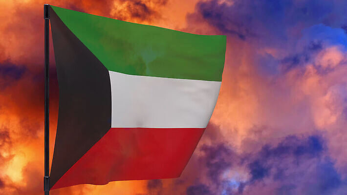 배너 물결 하늘 불 바람 사람없음 빨간색 일몰 깃발 연기 깃대 봉 위기 재앙 전국 쿠웨이트 4K MOV 해외동영상 클립영상 자연요소 컬러 중동 날씨 노을 동영상 파일형식