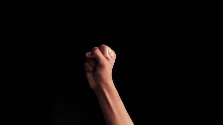 백인 1 학생 손 응시 남자 백그라운드 컨셉 생각 손가락 학교 청소년 손바닥 사람 숫자 평화 주먹 엄지손가락 흰색 기다림 손목 심볼 사인 흰배경 신호 5 클릭 인덱스 팔 고립 그만 도발 카운트 MOV 해외동영상 클립영상 서양인 문자 시선 교육 컬러 모션 신체부위 동영상 파일형식