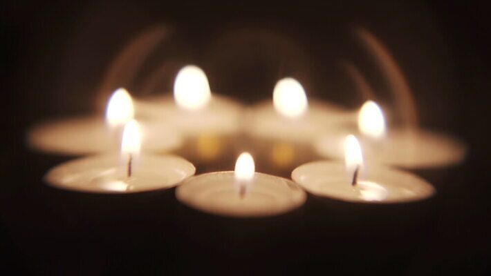 종교 백그라운드 텍스트 모션 불 추상 불꽃 사람없음 교회 성경 신성 타격 화상 4K HD MOV 해외동영상 클립영상 자연요소 무늬 종교용품 종교건축 건물 상처 동영상 파일형식