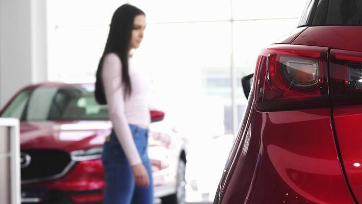 라이프스타일 행복 여행 인터넷 비즈니스 교통시설 자동차 전등 한명 안전 스마트폰 쇼핑 세일 상점 운전 운전사 재산 고급 구매 연결 고객 투자 신분 소매 온라인 주인 보험 대여 소셜미디어 자동 소유 안락 4K MOV 해외동영상 클립영상 직업 1 감정 육상교통 교통 컨셉 모션 조명 사람 생활 금융 핸드폰 스마트기기 시설 동영상 파일형식