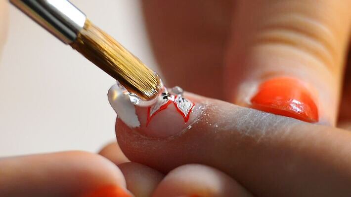 백인 손 여자 컬러 2 신체 손가락 기술 관리 손바닥 사람 빛 수건 뷰티 상점 스파 화장품 못 화려 기술자 고급 닫기 손톱관리 손톱 미용사 그림 광택 몸단장 니스 돌봄 위생관리 신청 MOV 해외동영상 클립영상 서양인 직업 컨셉 모션 신체부위 위생용품 공구 네일아트 동영상 파일형식