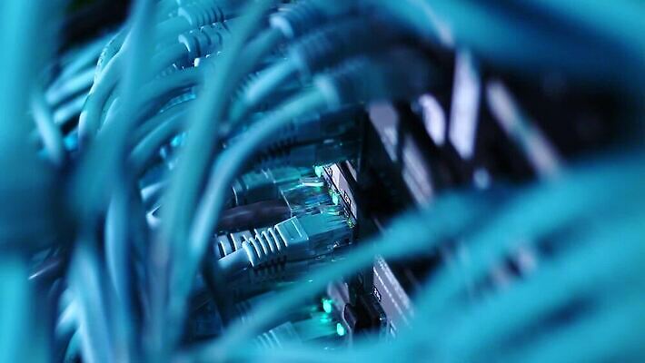 디자인 산업 과학 인터넷 통신 부분 기술 사람없음 빛 컴퓨터 자료 어둠 장비 정보 그물 네트워크 플러그 코드 전기에너지 연결 접속 속도 전자 철사 섬유 스위치 랜 서버 신발장 하드웨어 네트워킹 MOV 해외동영상 클립영상 전자제품 에너지 직물 동영상 파일형식