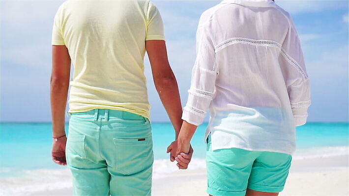 백인 라이프스타일 손 커플 여자 모래 바다 컬러 여행 2 가족 자연 휴가 휴식 함께함 사랑 성인 야외 두명 물 여름 파란색 침묵 낭만 신혼여행 전원 몰디브 이국적 MOV 해외동영상 슬로모션 클립영상 자연요소 서양인 계절 감정 아시아 결혼 컨셉 관계 촬영기법 사람 생활 신체부위 소리 전기에너지 생태계 동영상 파일형식