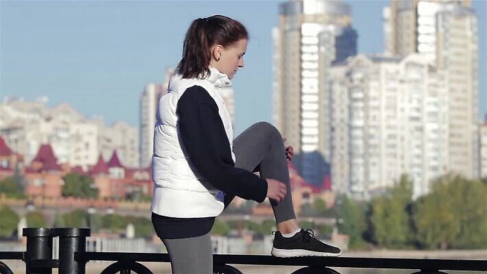 백인 라이프스타일 커플 공원 여자 남자 행복 스포츠 2 함께함 건강 한명 성인 야외 파란색 친구 달리기 조깅 운동 도시 그룹 연습 마라톤 달리기선수 주자 MP4 해외동영상 클립영상 서양인 1 공공시설 감정 컬러 컨셉 관계 모션 사람 경기 생활 육상스포츠 육상선수 동영상 파일형식