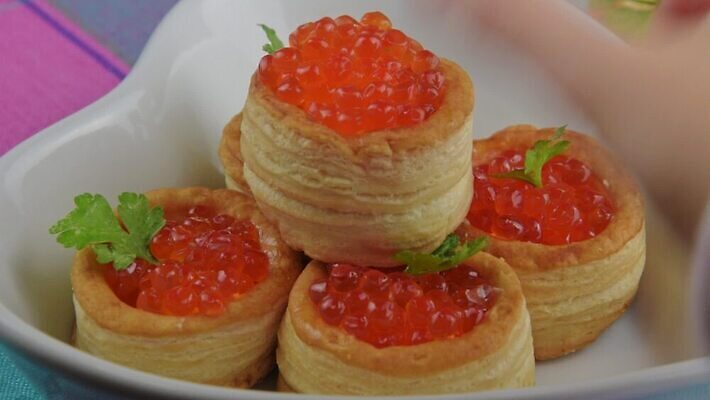 모양 접시 음식 바다 다이어트 오렌지 탁자 휴가 파슬리 샌드위치 건강 어류 이벤트 사람없음 빨간색 바구니 식당 식사 저녁식사 하트 신선 고급 닫기 맛 먹기 해산물 연어 와플 점심식사 단백질 식품점 캐비아 타르트 맛있는 놓기 MOV 해외동영상 클립영상 식기 빵 컬러 가구 컨셉 채소 과일 식재료 모션 디저트 상점 수중동물 파이_빵 동영상 영양소 파일형식