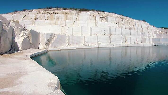 계절 유럽 호수 백그라운드 자연 파노라마 사람없음 야외 물 평화 고요 블록 탐험 흰색 시골 연못 버리기 발굴 언덕 상업 대리석 암초 방문 마케도니아 발칸반도 웅장함 지질 지질학 채석 케일 4K MP4 해외동영상 클립영상 자연요소 교육 나라 컬러 컨셉 채소 재료 모션 촬영기법 생태계 동영상 파일형식 남유럽