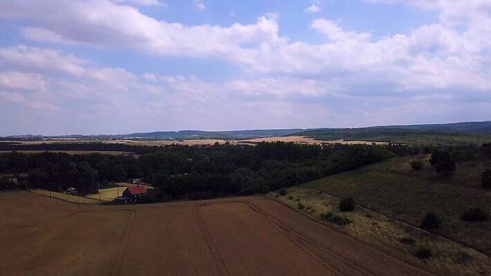 구름 공원 유럽 벽 여행 백그라운드 밭 자국 자연 하늘 산 독일 풍경 사람없음 야외 여름 파란색 컬러풀 하이킹 바위 역사 악마 부식 사암 내추럴 랜드마크 옛날 4K MOV 해외동영상 클립영상 자연요소 계절 공공시설 나라 컬러 농업 레저 돌_바위 생태계 동영상 파일형식