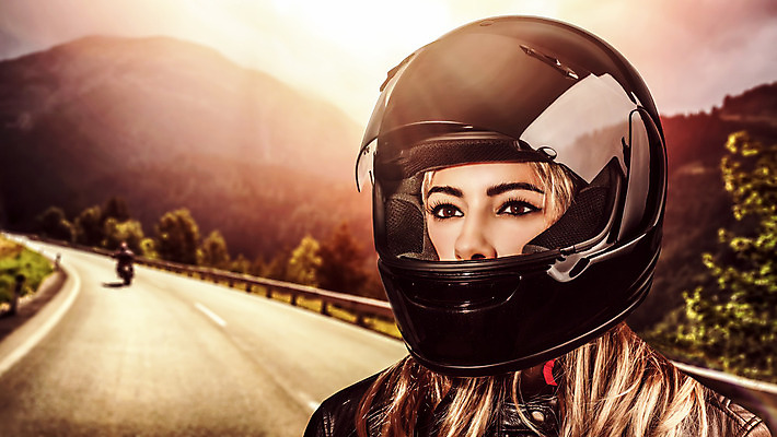 포토 JPG 해외이미지 라이프스타일 여자 도로 스포츠 여행 산 한명 안전 사람 취미 야외 여름 운동복 섹시 유행 자전거 일몰 장비 운전 오토바이 레이싱 운전사 보호 승차 헬멧 라이더 레이서 바이킹 해외202004 해외포토 레이스천 직업 1 옷 계절 길 컨셉 교통시설 모션 시합 생활 노을 바이크 직물 보호장비 파일형식