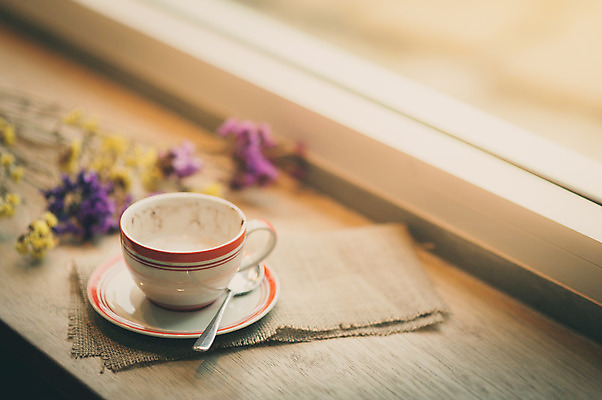 포토 JPG 해외이미지 라이프스타일 커피 음료 음식 백그라운드 탁자 아침 추상 휴가 휴식 건강 사람없음 목재 컵 갈색 상점 카페 에너지 수확 시골 신선 바 뜨거움 끝 저녁 작음 상쾌 복고 주말 향 에스프레소 내추럴 소셜네트워크 카페인 필터 힙스터 효과 해외202004 해외포토 주간 나무 식기 패션 감정 컬러 가구 컨셉 무늬 농업 재료 생활 야간 크기 파일형식