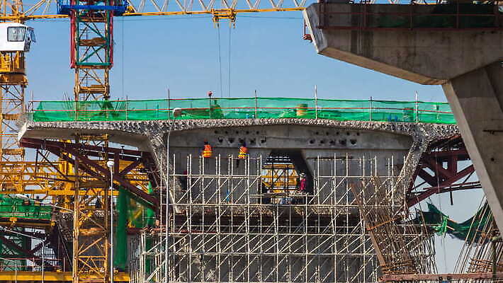 직업 공공시설 산업 도로 건축양식 교통시설 모션 프레임 그림자 사람 사람없음 건물 탑 힘 기계 장비 기둥 도시 업무 작업 고속도로 계획 큼 땅 기중기 발판 개발 방법 철강 콘크리트 프로젝트 4K 타임랩스 MOV 해외동영상 클립영상 건축물 건축 길 교통 컨셉 촬영기법 중장비 크기 시설 동영상 파일형식