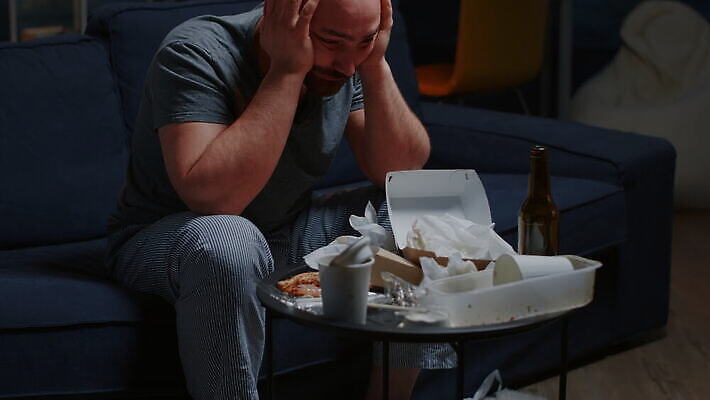 감정 스트레스 건강 피곤 성인 고통 슬픔 표현 체험 좌절 고독 눈물 걱정 불행 문제 긴장 우울증 자살 적자 피해자 혼자 정신건강 4K MOV 해외동영상 클립영상 컨셉 사람 피해 질병 동영상 파일형식