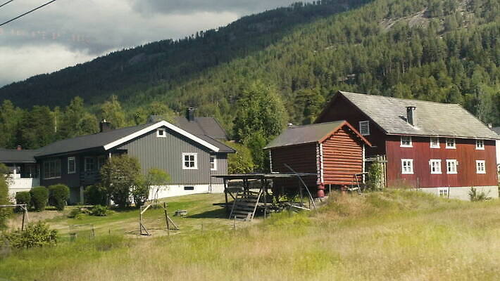 밭 자연 산 주택 스웨덴 사람없음 농장 계곡 시골 언덕 외양간 스칸디나비아 스톡홀름 MOV 해외동영상 클립영상 농업 북유럽 건물 생태계 동영상 파일형식