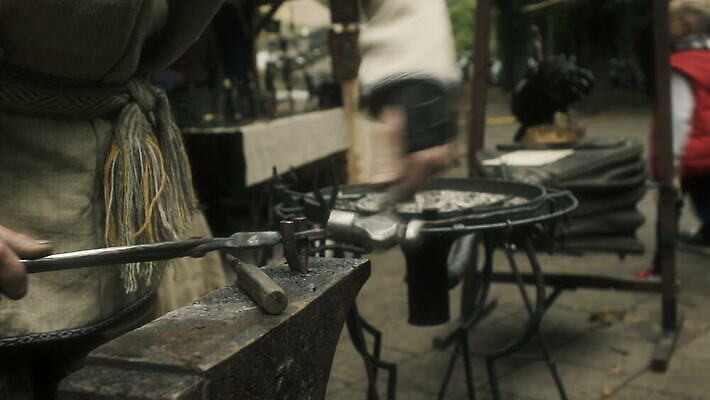 유럽 불 사람없음 성형수술 망치 철 러시아 청동 파운드 대장장이 리투아니아 소비에트 철강 4K MOV 해외동영상 클립영상 자연요소 나라 돈 공구 수술 동영상 파일형식