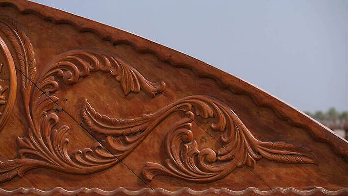 전통 문화 바다 여행 비즈니스 건축양식 낚시 항해 사람없음 건물 목재 탑 항구 고층빌딩 도시 만 보트 역사 재산 도심 중앙 물개 정박 함선 아라비아 포트 카타르 동쪽 스카이라인 랜드마크 수도권 아랍어 4K MOV 해외동영상 클립영상 나무 건축물 건축 배_교통 재료 중동 포유류 교통시설 레저 빌딩 금융 바다동물 방향 지역 동영상 파일형식