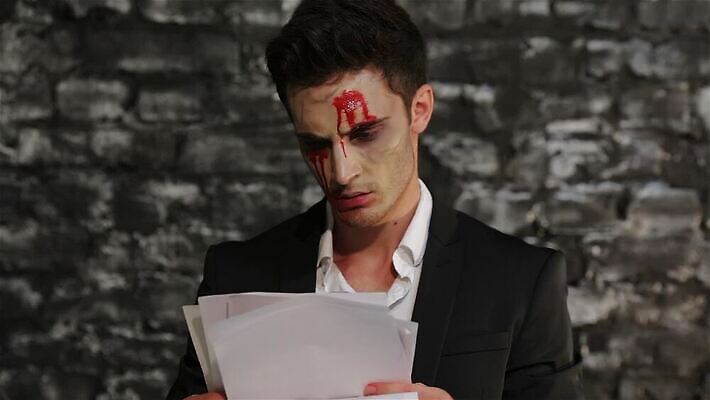 모자 전통 드레스 남자 얼굴 휴가 기념 한명 미소 사람 빨간색 섹시 파티 검은색 어둠 할로윈 마술사 표현 혈액 야간 저녁 신비 무서움 악마 눈물 계약 사인 마녀 마법 10월 흡혈귀 나쁜 고딕 악몽 지옥 호러 MP4 해외동영상 클립영상 자연요소 1 잡화 옷 감정 컬러 컨셉 비즈니스 표정 이벤트 신체부위 마술 날짜 공포 동영상 파일형식