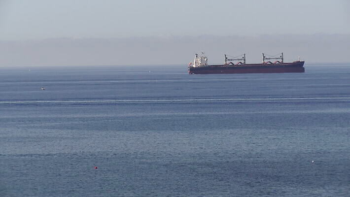 산업 바다 여행 교통시설 항해 사람없음 건물 물 여름 도시풍경 여행객 항구 이탈리아 화물 도시 만 보트 중세 역사 크루즈 로마 지중해 상업 포트 천연기념물 나루 4K MOV 해외동영상 클립영상 자연요소 건축물 계절 유럽 교통 배_교통 사람 풍경 운송업 시설 동영상 파일형식