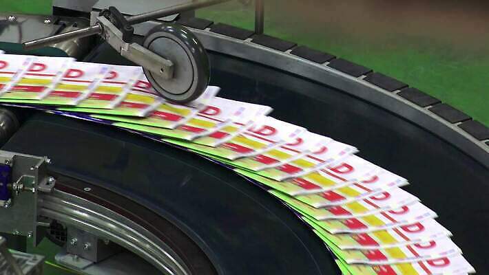 식물 산업 종이 컬러 백그라운드 비즈니스 공장 교통시설 모션 주택 실내 사람없음 상점 기계 장비 벨트 업무 고리 작업실 신문 제조 잡지 인쇄 오브젝트 속도 상업 롤 언론 공학 방법 출판 4K MP4 해외동영상 클립영상 잡화 교육 교통 공업 내부 건물 간행물 작업 뉴스 시설 동영상 파일형식