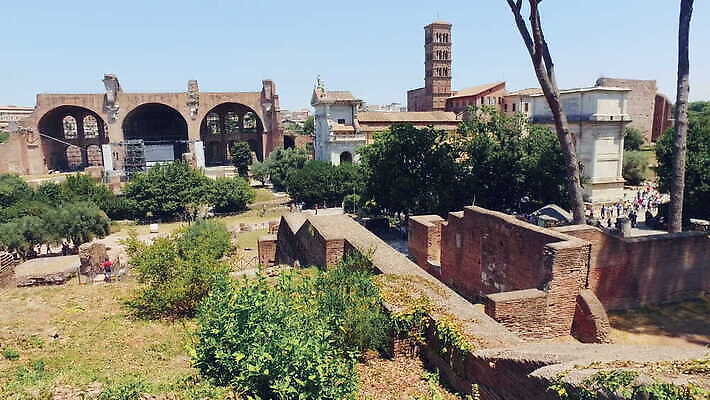 유럽 문화 여행 건축양식 파노라마 풍경 사람없음 야외 건물 도시풍경 여행객 경기장 이탈리아 골동품 바위 기둥 도시 역사 재산 로마 묘사 폐허 대리석 콜로세움 천연기념물 고고학 랜드마크 로마인 명승지 옛날 원형극장 제국 파멸 포럼 4K MOV 해외동영상 클립영상 건축물 교육 건축 나라 컨셉 재료 스포츠시설 촬영기법 사람 인종 금융 돌_바위 토론 극장 동영상 파일형식 소멸