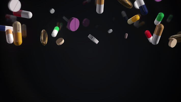 산업 돈 회사 회의 건강 사람없음 컬러풀 알약 약 달러 의사 약국 공식 계산서 빚 구역 마약 부정부패 블러효과 정책 정치 페니 비용 니켈 4K MOV 해외동영상 클립영상 컬러 비즈니스 의학 경제 금속 동전 의료진 원소 재산 동영상 블러 파일형식 효과