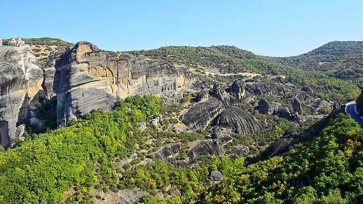 건축물 유럽 종교 전통문화 벽 여행 자연 산 사람없음 야외 건물 관광지 기도 시골 사찰 역사 그리스 과거 수도원 랜드마크 옛날 메테오라 MOV 해외동영상 클립영상 전통 건축 나라 문화 컨셉 종교건축 세계문화유산 생태계 동영상 파일형식