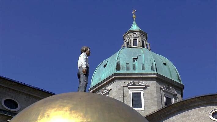 남자 서기 사람없음 조각상 성당 여행객 오스트리아 정사각형 수도권 잘츠부르크 MP4 해외동영상 클립영상 도형 유럽 종교건축 모션 사람 조형물 지역 동영상 파일형식