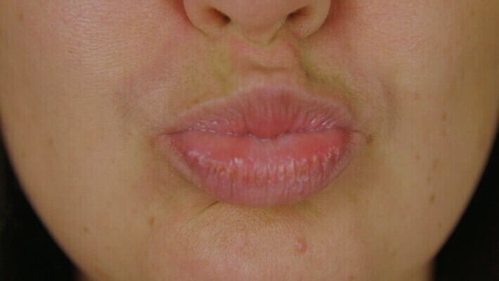 여자 얼굴 청소년 키스 사랑 한명 사람 빨간색 뷰티 섹시 유행 화장품 립스틱 오픈 입 화려 닫기 유혹 피부 입술 열정 광택 경례 턱 돌봄 연지 스타일 MOV 해외동영상 클립영상 1 감정 컬러 컨셉 모션 신체부위 인사 애정표현 동영상 파일형식