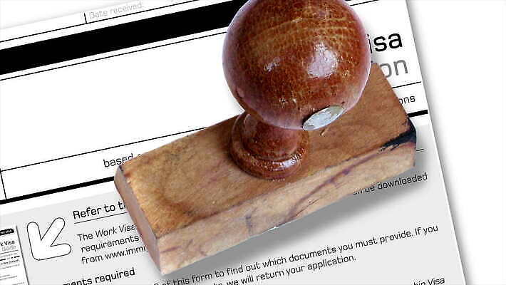 직업 손 산업 백그라운드 비즈니스 사람 사람없음 3D 업무 작업 중개인 고객 법 애니메이션 비자 승인 채용 이민 4K MOV 해외동영상 클립영상 이동 신체부위 디지털합성 동영상 파일형식