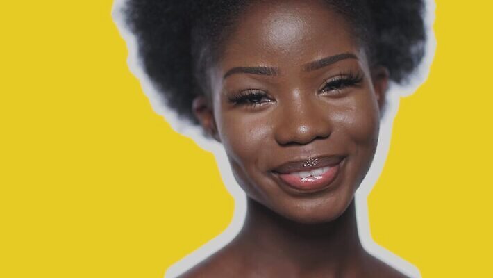 모델 라이프스타일 헤어스타일 여자 행복 얼굴 흑인 백그라운드 모션 휴가 한명 사람 인종 파란색 컬러풀 갈색 파티 유행 검은색 기쁨 댄서 추위 춤 신선 닫기 피부 긍정 펑키 다국적 4K MOV 해외동영상 클립영상 서양인 직업 1 감정 컬러 컨셉 문화예술 이벤트 생활 신체부위 동영상 파일형식