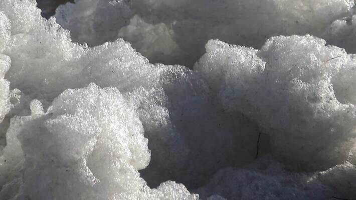 산업 지구 호수 백그라운드 자연 표면 사람없음 야외 물 강 환경 거품 손상 흐름 가을 죽음 도시 독약 액체 개울 환경오염 오염 지저분함 쓰레기 폐기물 위험 플라스틱 버리기 부식 웅덩이 먼지 진흙 낭비 땅바닥 불법 생태학 재앙 폐수 4K MP4 해외동영상 클립영상 자연요소 계절 교육 컨셉 모션 재질 바닥 감각 범죄 생태계 동영상 파일형식