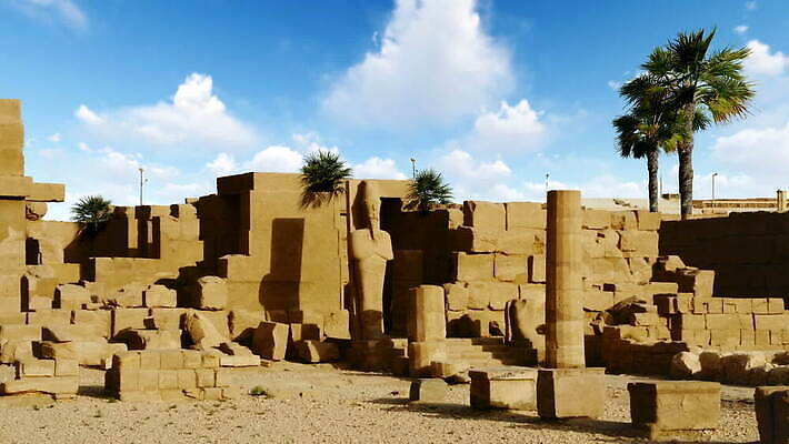 나무 구름 모래 여행 중동 자연 하늘 건조 파노라마 이집트 풍경 사람없음 야외 가로 여름 파란색 컬러풀 태양 사막 바위 역사 파편 필름 질감 천연기념물 내추럴 랜드마크 옛날 지질학 MOV 해외동영상 클립영상 자연요소 식물 계절 교육 나라 컬러 아프리카 촬영기법 돌_바위 생태계 동영상 파일형식