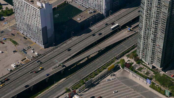 캐나다 북아메리카 건축양식 교통시설 자동차 아파트 사람없음 하이앵글 도시풍경 맑음 봄 고속도로 도심 콘도 토론토 4K MOV 해외동영상 클립영상 계절 건축 도로 육상교통 뷰포인트 교통 숙소 날씨 주택 아메리카 풍경 도시 시설 동영상 파일형식