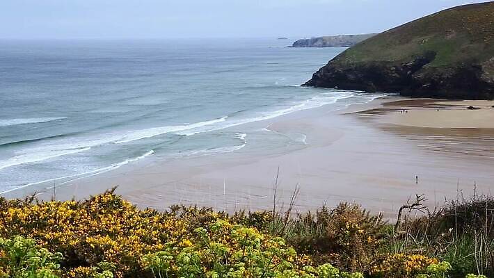 영어 유럽 모래 파도 바다 여행 자연 휴가 영국 잉글랜드 안테나 사람 사람없음 야외 물 하이앵글 모래사장 맑음 만 서핑 북쪽 서퍼 대서양 항공촬영 왕국 콘월 MOV 해외동영상 클립영상 자연요소 문자 나라 뷰포인트 통신 날씨 운동선수 수상스포츠 방향 생태계 동영상 파일형식