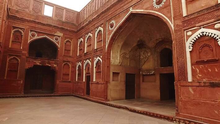 아시아 벽 건축양식 모션 동양인 사람없음 건물 빨간색 관광지 세계문화유산 도시 성 역사 인도인 묘사 클립 사암 기념물 동영상 천연기념물 랜드마크 아그라 옛날 패닝샷 HD MOV 해외동영상 클립영상 외국인 건축물 건축 나라 컬러 여행 촬영기법 인종 문화재 돌_바위 파일형식